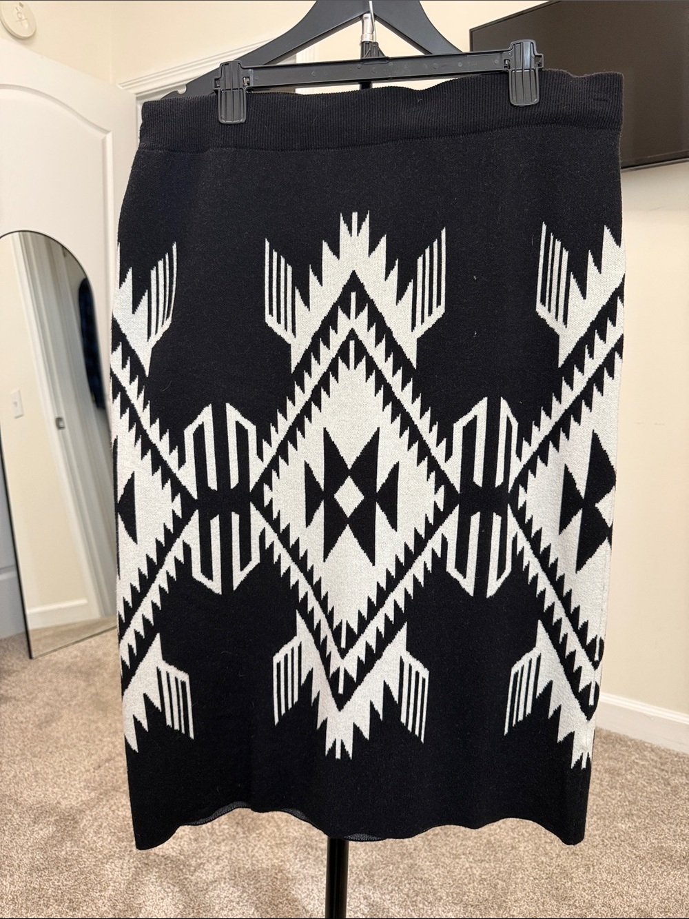 Ariat Black and White Aztec Knit Pencil Skirt